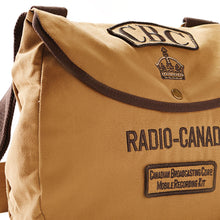 Load image into Gallery viewer, Beige retro shoulder bag.