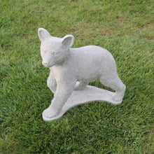 Load image into Gallery viewer, Concrete Garden Statuary