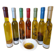 Load image into Gallery viewer, Cook;s Gourmet first pressed estate olive oil. Seven flavours of olive oil.
