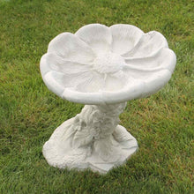 Load image into Gallery viewer, Concrete Garden Statuary