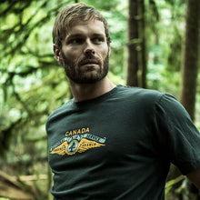 Load image into Gallery viewer, Man wearing t-shirt.