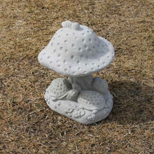 Load image into Gallery viewer, Concrete Garden Statuary