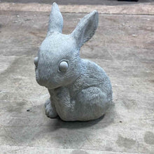 Load image into Gallery viewer, Concrete Garden Statuary