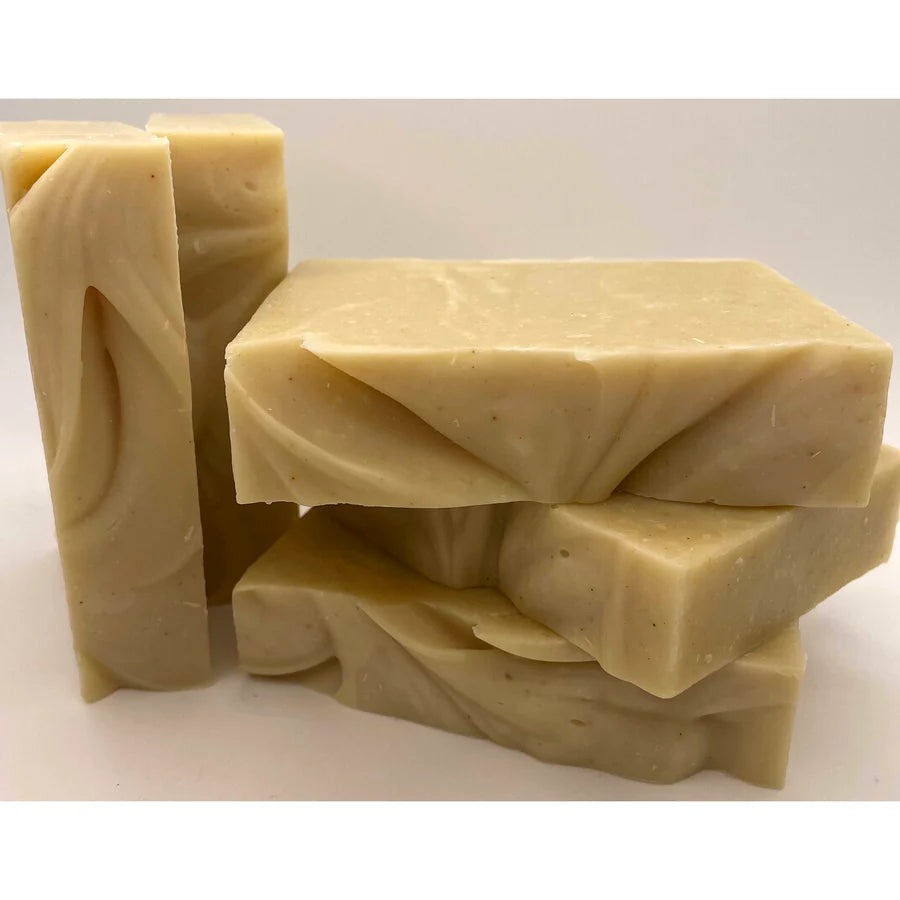 Handmade Palm Oil free soap. Lovely tropical scent of Mango and Papaya.