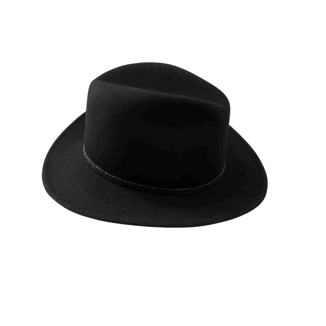 Black wool hat.