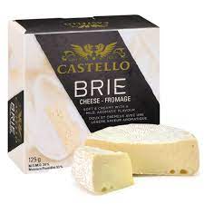 Castello Brie is a soft white mould cheese. It has a mild, slightly tangy and aromatic taste with a creamy and smooth consistency. It is perfect for cheese boards with crackers, for baking as a delicious starter and it works wonders in sandwiches.